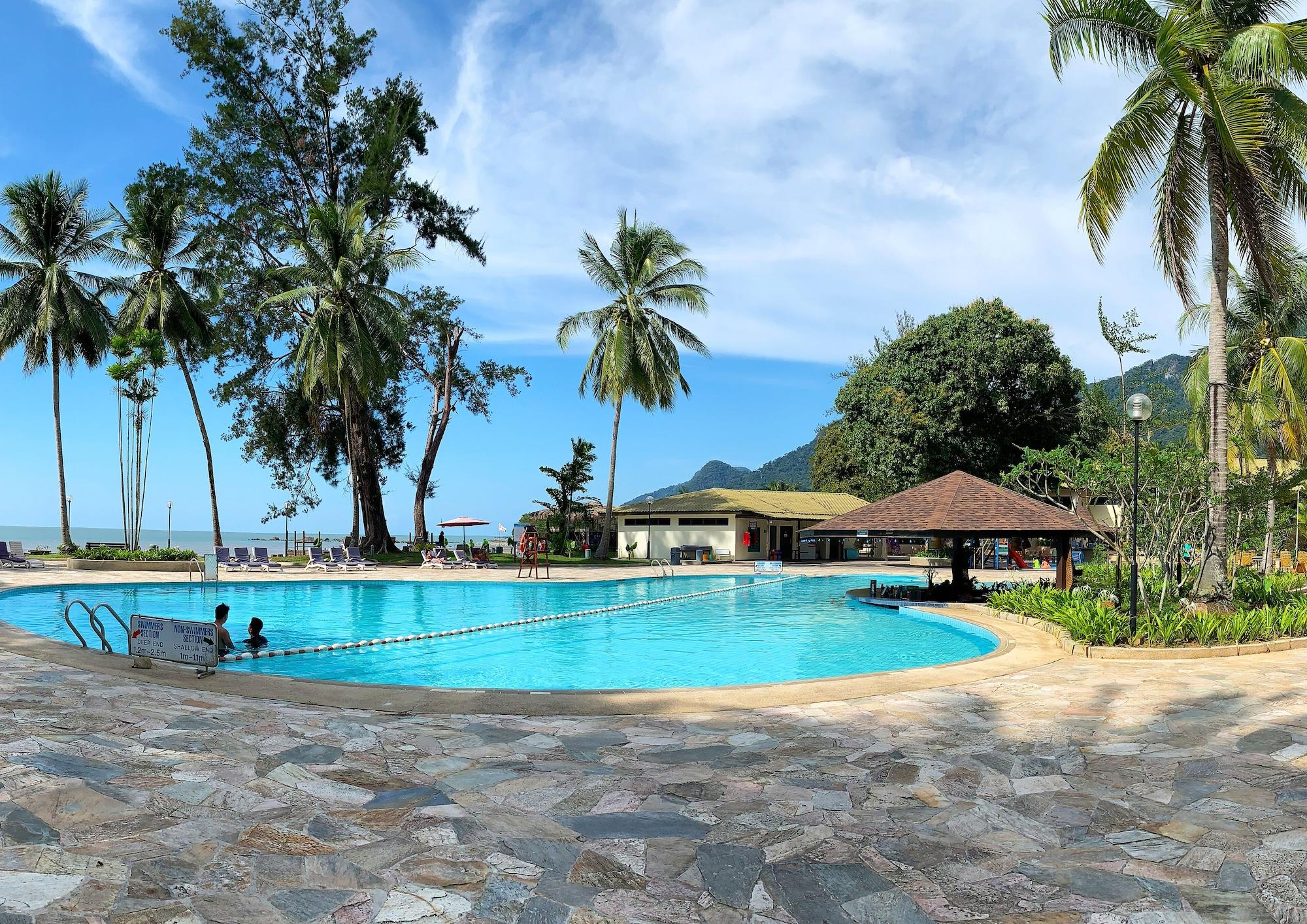 Damai Beach Resort Kuching Eksteriør billede